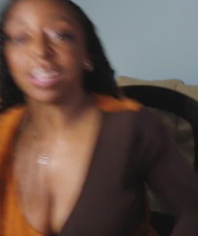 Big Tits Busty Cleavage Close Up Ebony gif