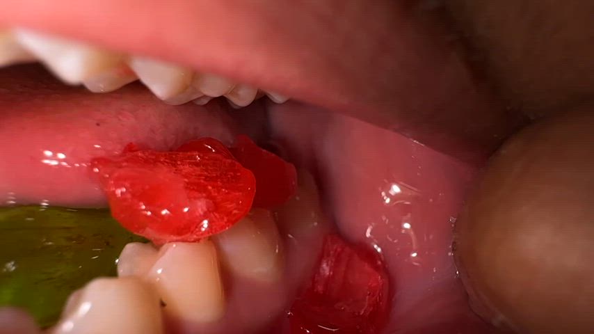 candy food fetish giantess vore giantess-irl gif