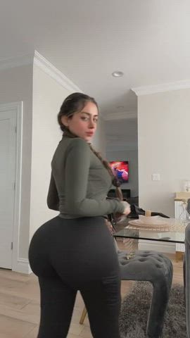 big ass brunette white girl gif