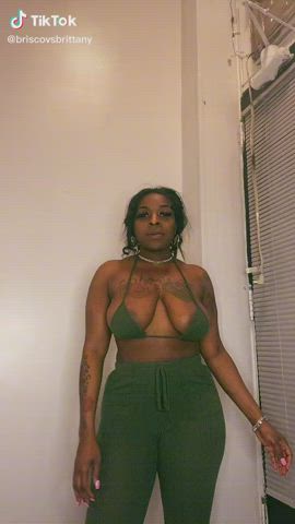 Big Tits Ebony Nipples Nipslip Tits gif