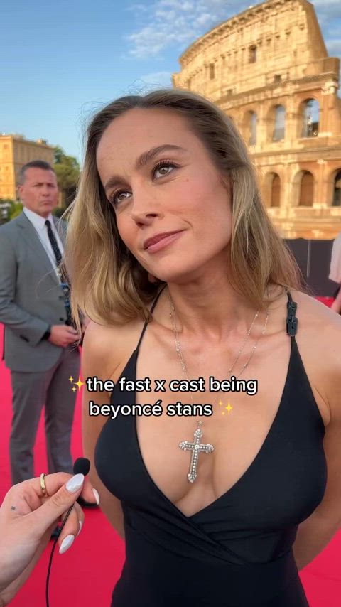 brie larson celebrity cleavage white girl gif