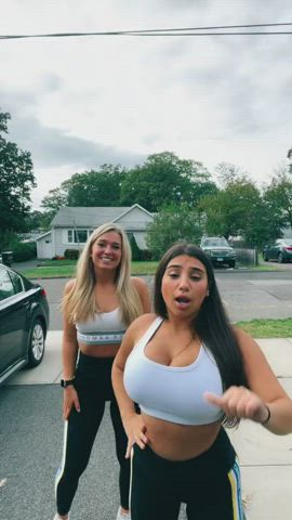 19 Years Old Big Tits Body Non-nude TikTok gif