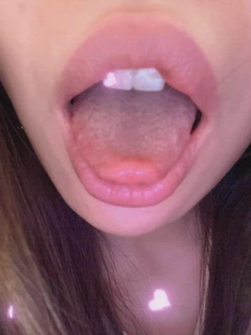 Cum in her mouth... Play with us