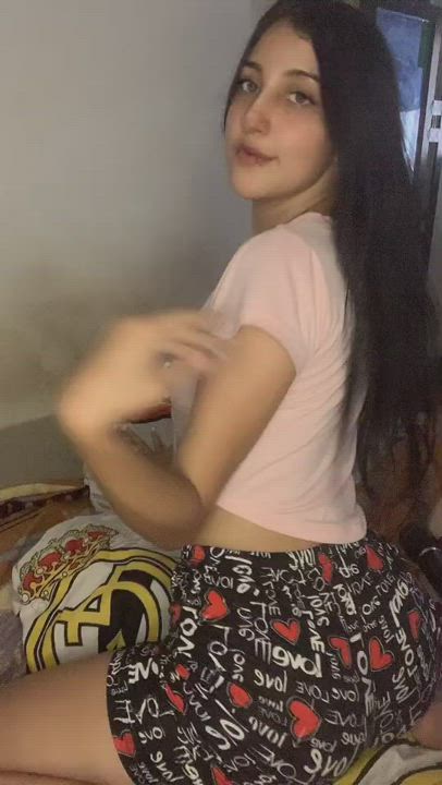 Amateur Homemade OnlyFans Teen TikTok Twerking gif