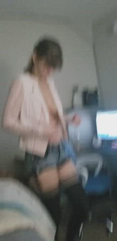 Babe Jean Shorts Thighs Tits gif