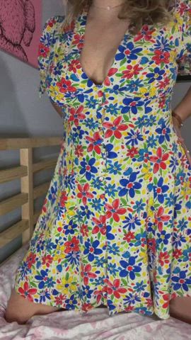 I miss wearing cute summer dresses 🥹