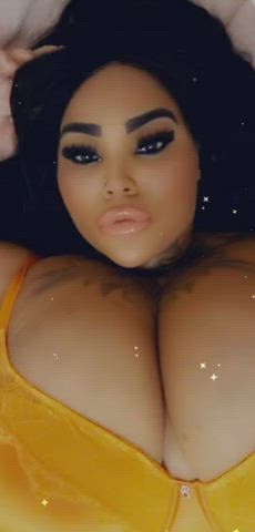 big tits curvy thick gif