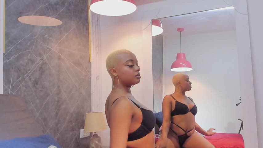 big ass ebony public pussy small tits solo wet pussy gif