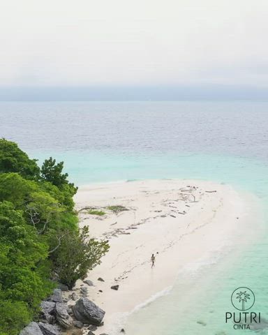 beach pussy putri cinta gif