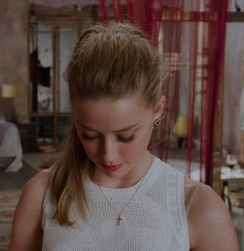 amber heard celebrity female gif