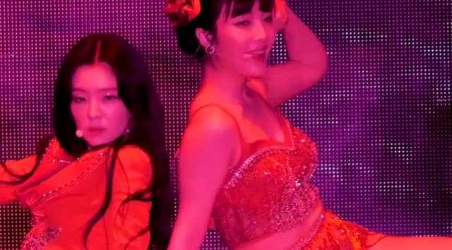 Red Velvet Joy Shining