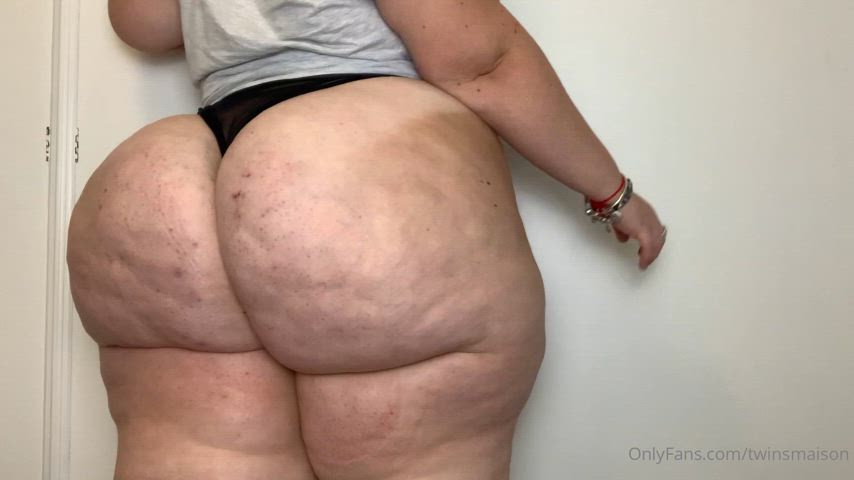 ass bbw big ass booty chubby curvy pawg phat ass thick thick thighs gif