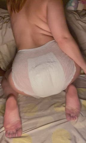 Big booty with a full diaper! Get your hands on the full video
