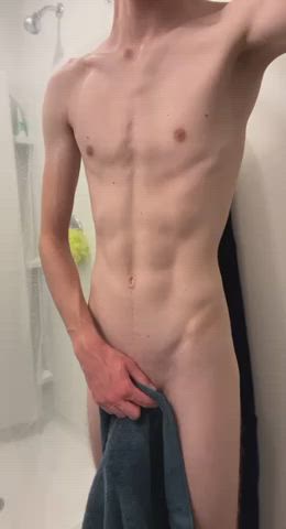 [18] Just moved in to college! Any advice for a horny freshman?