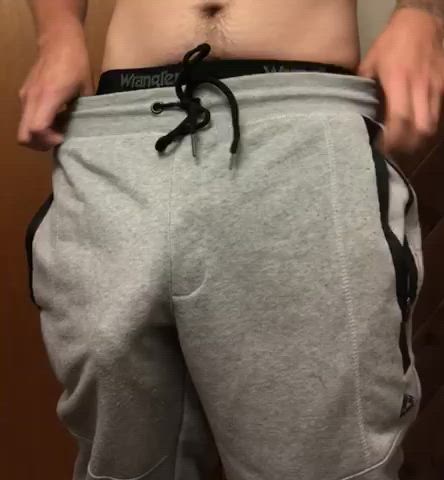 Do y’all still like gray sweats? ;) [19]