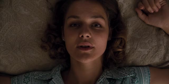 Luise Heyer, Antje Traue - Dark s02e03 (2019) thefappeningblog.com