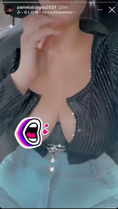 Cleavage Huge Tits Latina gif