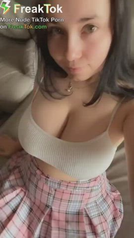 big tits boobs bouncing bouncing tits huge tits onlyfans pussy thick tits gif