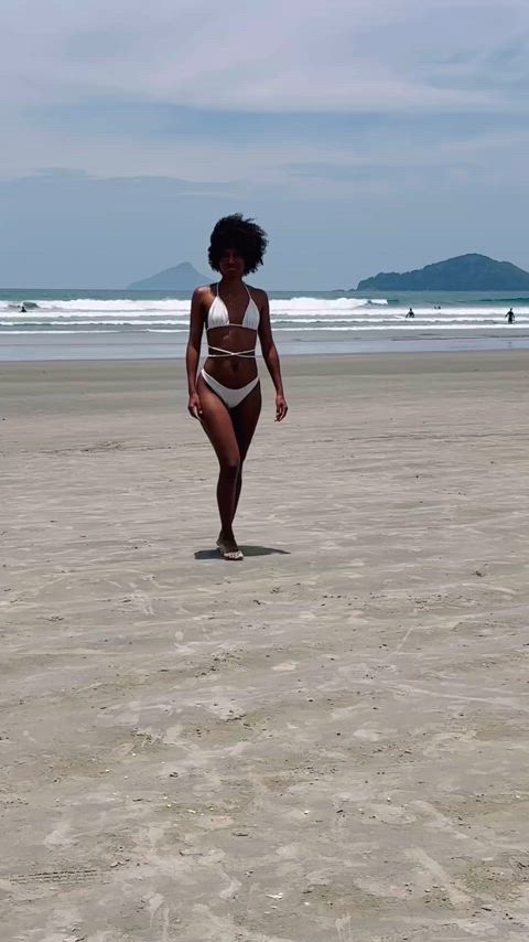 ass beach bikini celebrity ebony model sexy tits latinas gif