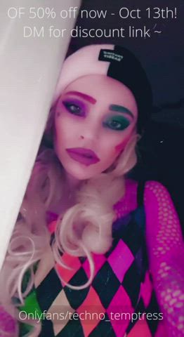 amateur barely legal blonde college cosplay harley quinn onlyfans petite skinny gif