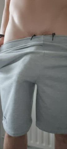 Gray sweatpants edition!