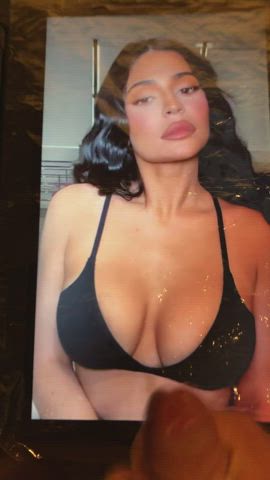 Kylie Jenner Cumtribute