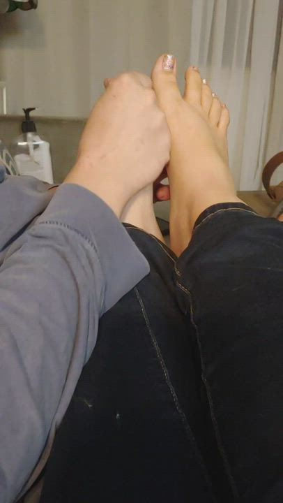 Want to rub my size 9 feet?