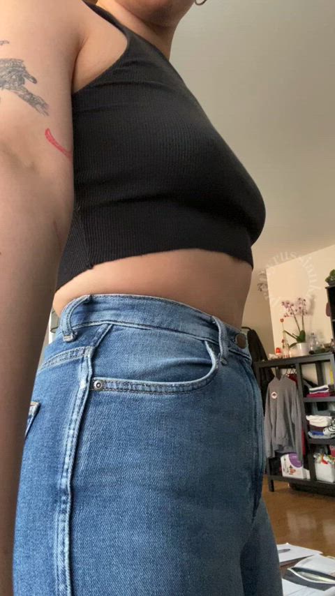 amateur ass big ass blonde cute jeans onlyfans pants ponytail thong ass-worship big-asses