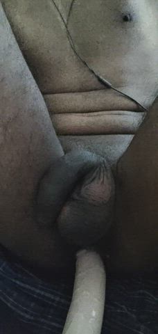 Stretching my hole with 10in of pleasure