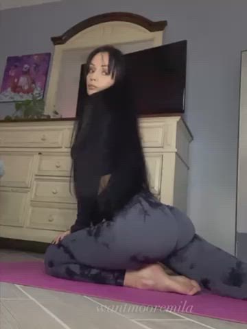 feet long hair yoga yoga pants gif