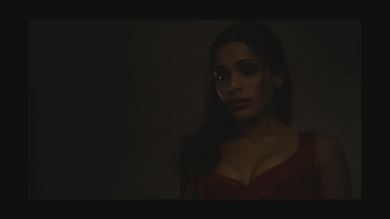 Freida Pinto