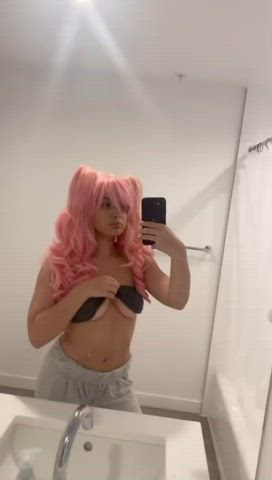 A little pink wig