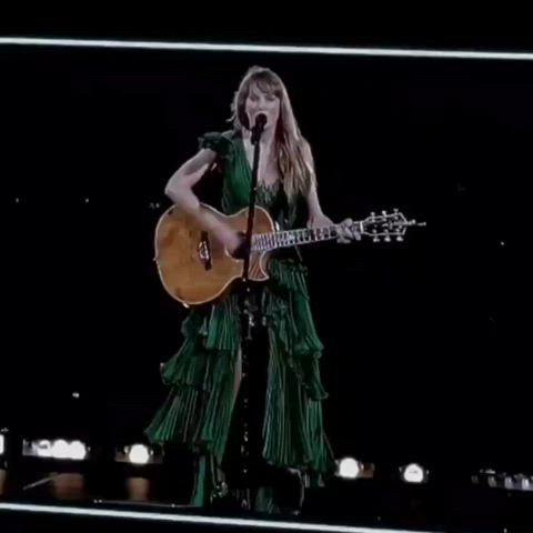 celebrity sexy voice taylor swift gif