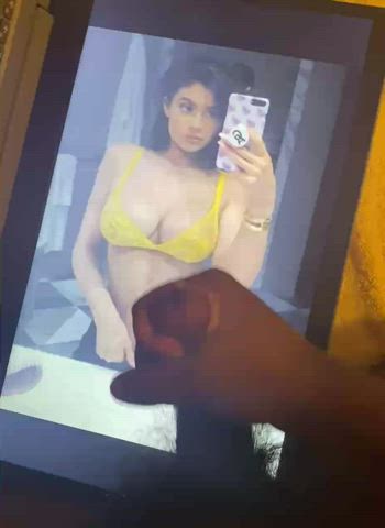 big tits boobs cum cum on tits cumshot huge dildo huge tits kylie jenner tits gif