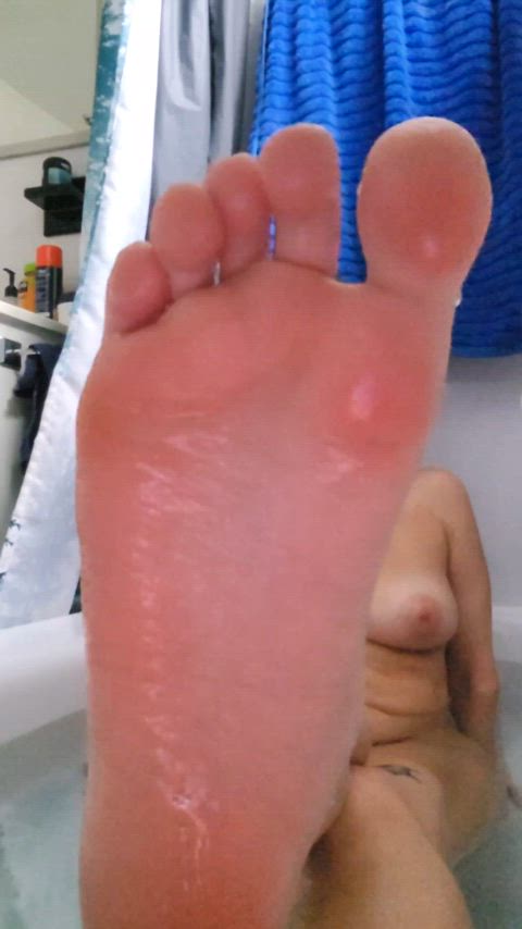 Rub my soles while I have a soak