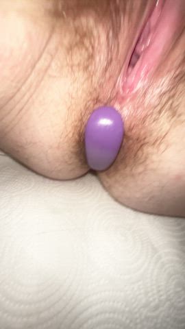 Wifey struggling to push out her anal plug and her soaking wet pussy