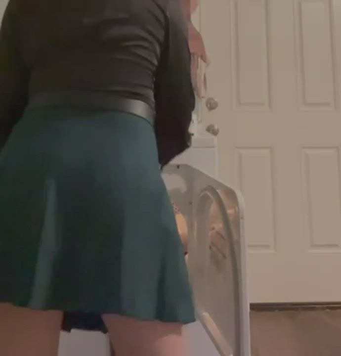 Flashing Pussy Skirt gif