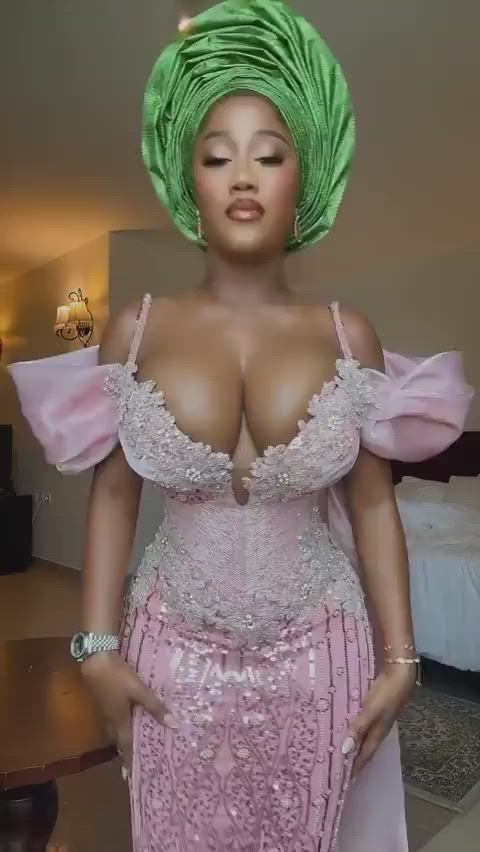 african beautiful big tits cleavage cute dress ebony nigerian gif