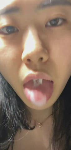 amateur drooling homemade licking saliva tease teasing tongue fetish gif