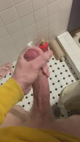 Wanna watch me cum?