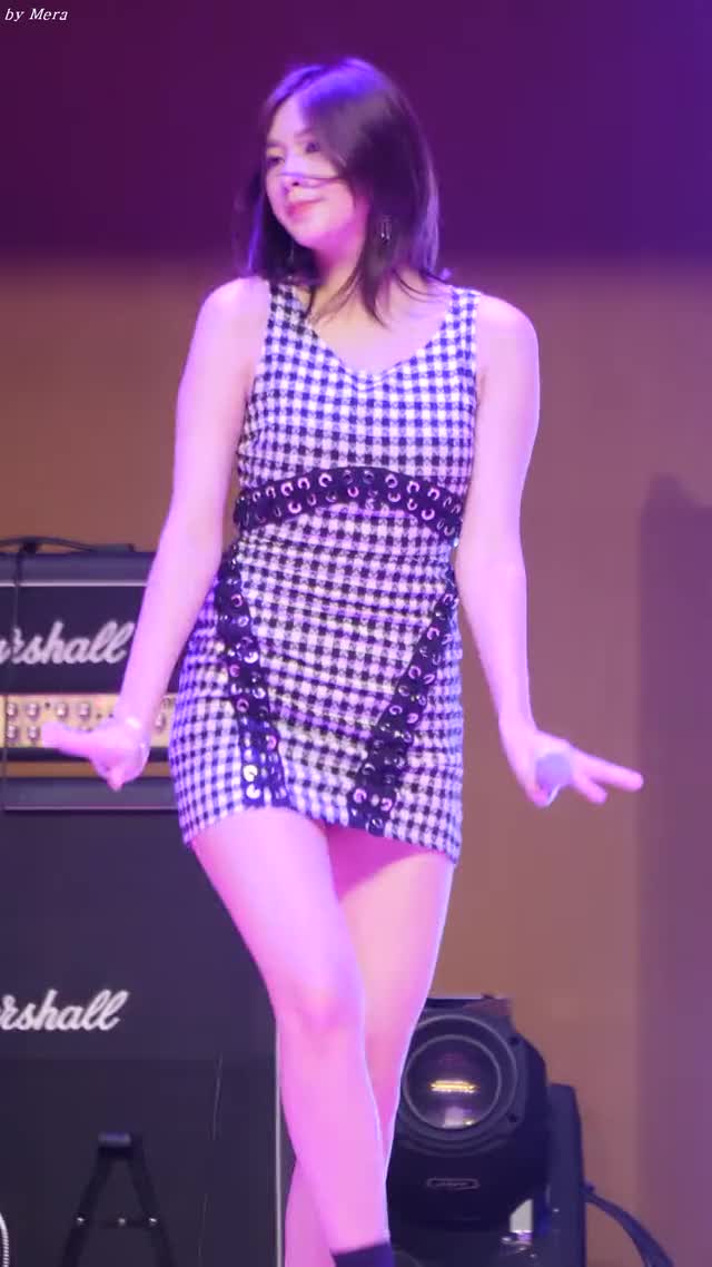 Hayoung Apink