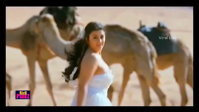 Hansika bouncing boobs