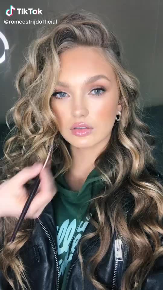 Romee Strijd | Short Makeup TikTok