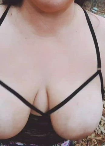 boobs exhibitionism exhibitionist public r/caughtpublic gif