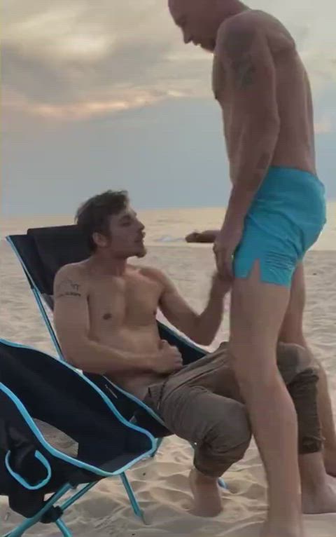 beach blowjob cock cock worship facial gay monster cock outdoor public thick cock