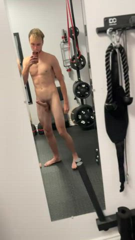 20 years old amateur athletic big balls big dick body cute nudist gif