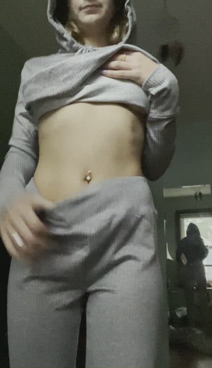 Showing you what’s under the groutfit