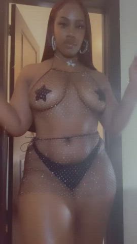 Ebony Pretty Thick gif