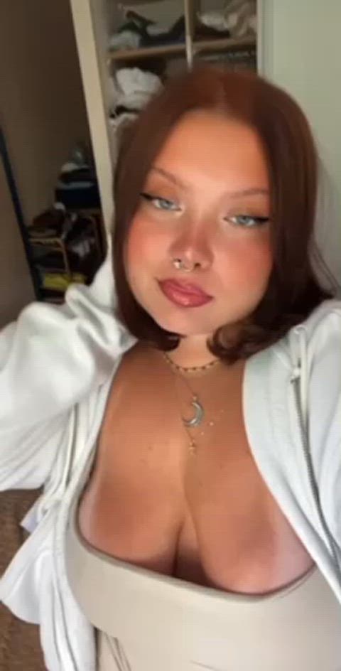 amateur big tits boobs cute solo teen thick tiktok tits amateur-girls curvy-chicks