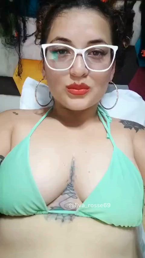 big ass big clit camgirl colombian curly hair fingering glasses stripchat webcam